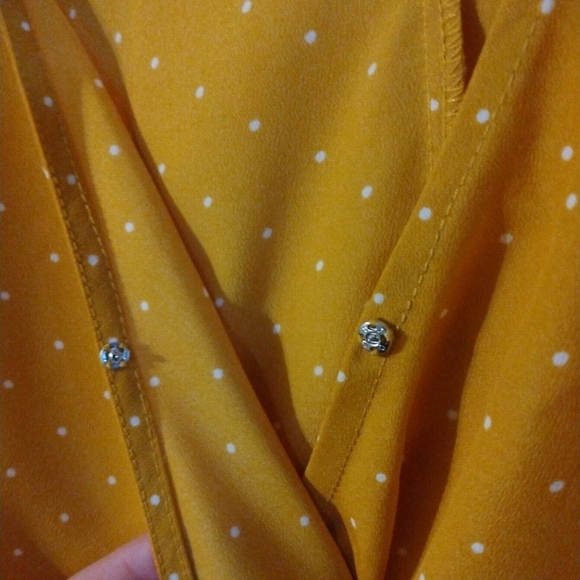 Polka Dot Eloquii Top Drape Bodice Triangle Cut-Out Flutter Slve. Feminine 2X - Picture 6 of 12